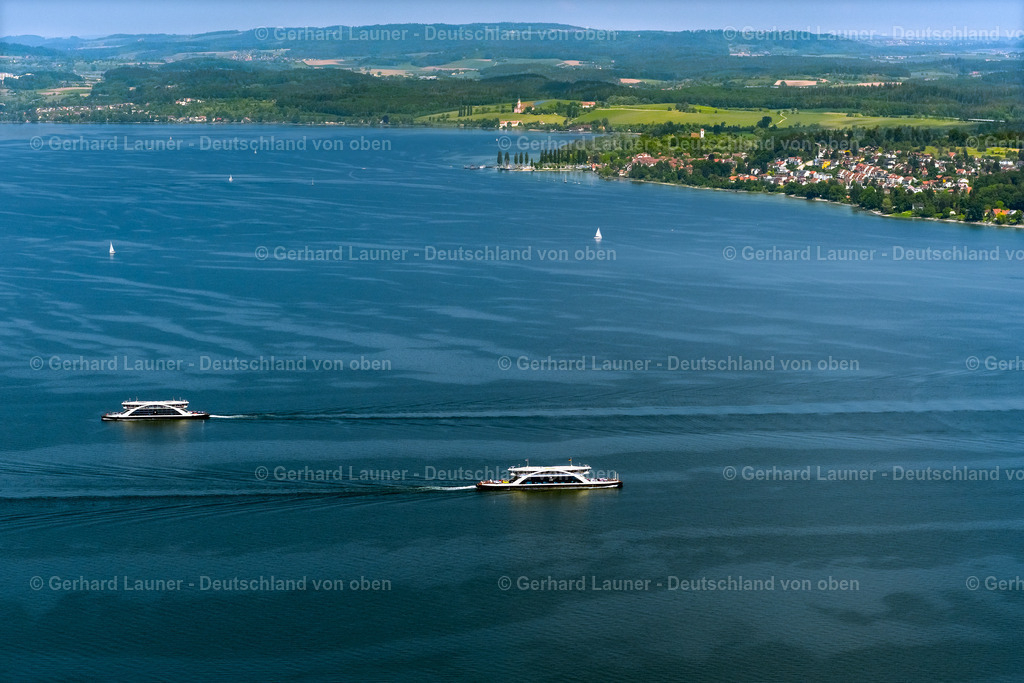 4027217 | MEERSBURG 17.05.2020 Passagier- und Fahrgast- Schiff auf dem Bodensee in Meersburg im Bundesland Baden-Württemberg, Deutschland. // Passenger ship on Bodensee in Meersburg in the state Baden-Wuerttemberg, Germany. Foto: Gerhard Launer