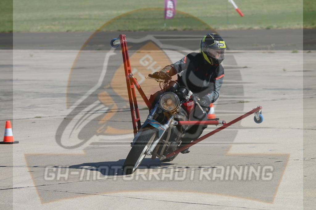 IMG_3700 | gh-motorradtraining-foto.de - Realisiert mit Pictrs.com