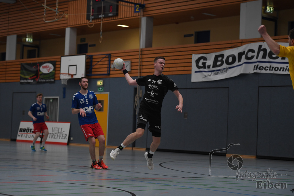 VFL Rastede-Elsflether TB 2 | VFL Rastede (blau)-Elsflether TB 2 (schwarz) am 06.04.2024 in Rastede (Sporthalle Feldbreite), Deutschland, Photo: Philip Eiben 2024 - Realisiert mit Pictrs.com