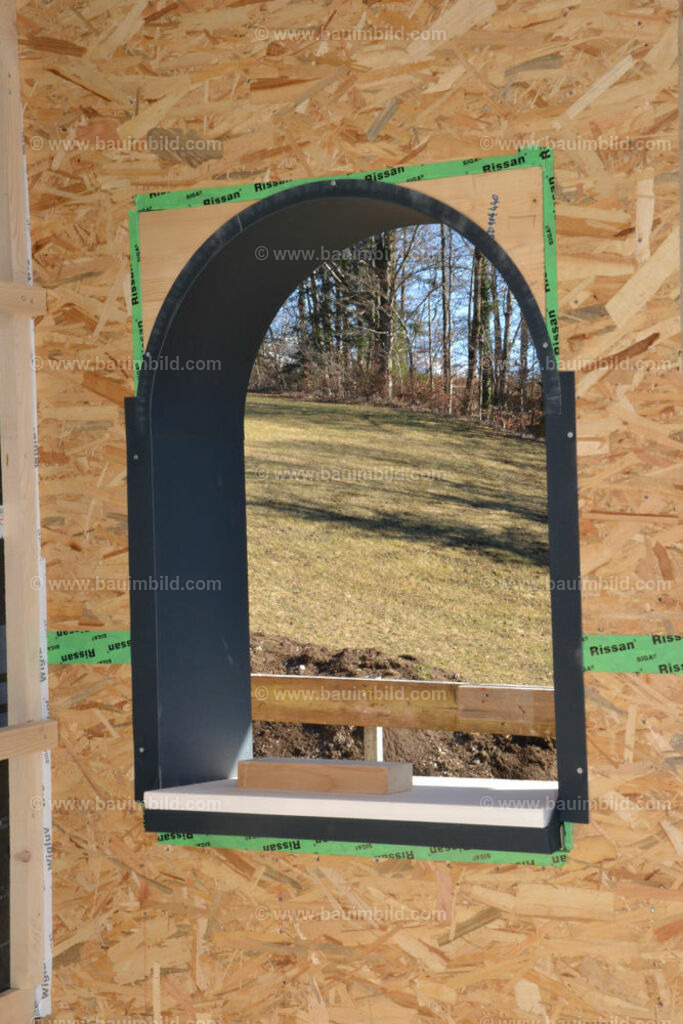 bib-lg11-spenglerarbeiten-0187 | Nach LV-Leistungsgruppen sortierte Detailfotos über den Bau eines Hauses. Alle Hausbau-Bilder direkt vom Urheber und Autor der Website Haus-Selber-Bauen.com