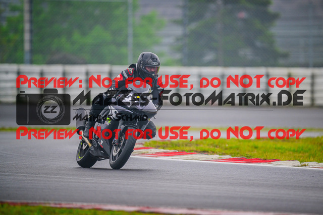 MaZZes_FotoMatrix_240519_6007705_6024 | Fotograf Mathias Schmid
Sportfotograf,
Eventfotograf,
Hochzeitsfotograf,
Portraitfotograf