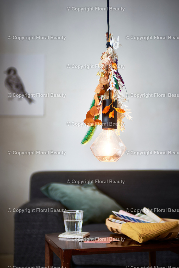 Trockenblumen_09 | Onlineshop für hochwertige Wandbilder. Bei uns findet ihr selbstgestaltete Blumenmotive. Das perfekte Geschenk, als Praxisdeko oder die eigene Wohnung. Alle künstlerischen Blumenfotos sind auf Leinwand, FineArtPrint, Kunstdruck und vielem mehr zu erwerben - Realized with Pictrs.com