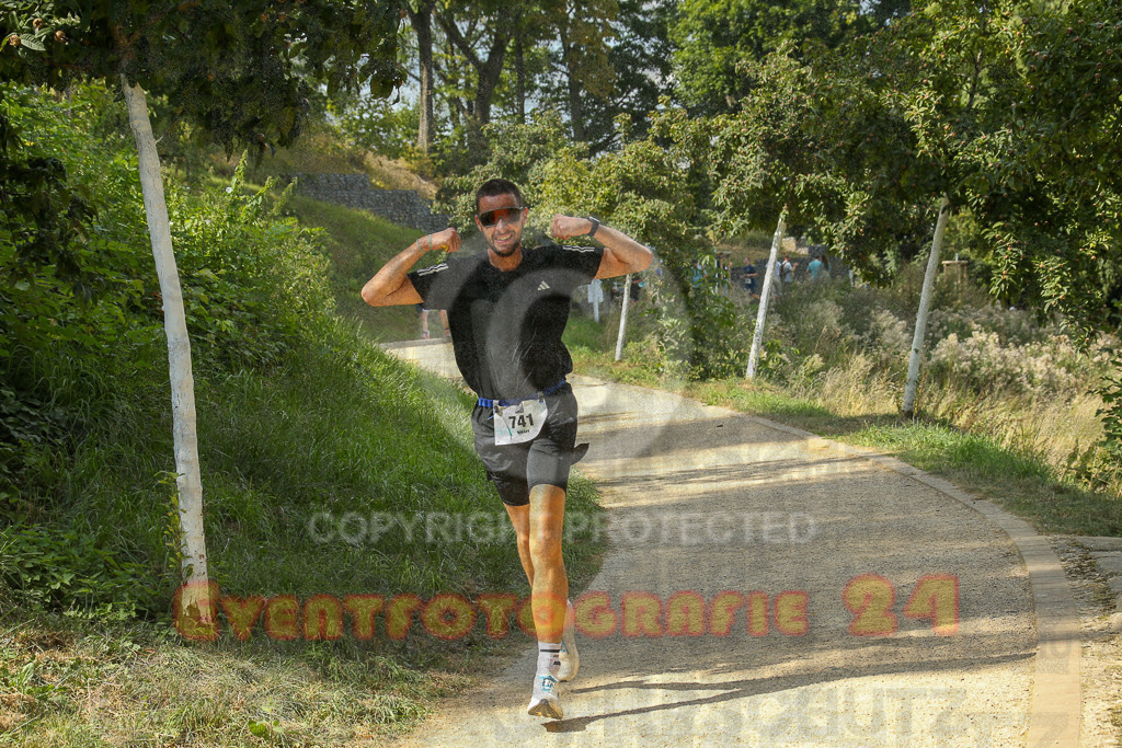 250824_1455_EX1_8074 | Sportfotografie im Rhein-Sieg Kreis, Köln, Bonn, NRW, Rheinland Pfalz, Hessen, etc. Unser Tätigkeitsfeld umfasst den Laufsport vom Volkslauf über den Marathon, Duathlon, Triathon bis zum Ultralauf wie Kölnpfad Ultra oder Schindertrail.