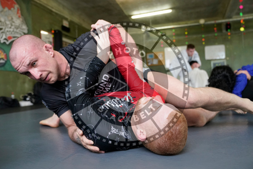 20240413PBB6709 | Fighters compete during the Grapplethon 24hours of rolling for a reason in Hamburg, Germany, on April 13, 2024.