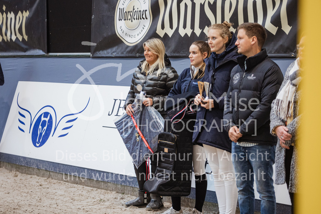 221022_Warstein_PonyTrophy-228 | Deine schönsten Turniermomente als professionelle Fotos! Entdecke hochwertige Pferdesport-Fotografie im Online-Shop. Jetzt Fotos finden & bestellen!