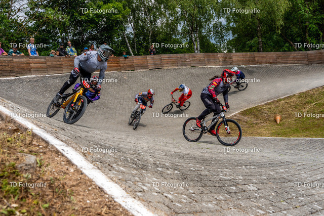 BayBMX2026-05485 | Fotogalerie von Thomas Dettweiler mit Eventbildern und lizenzfreien Fotos. Perfekt als Wandbild, für Büro, Website oder private Nutzung. - Realisiert mit Pictrs.com