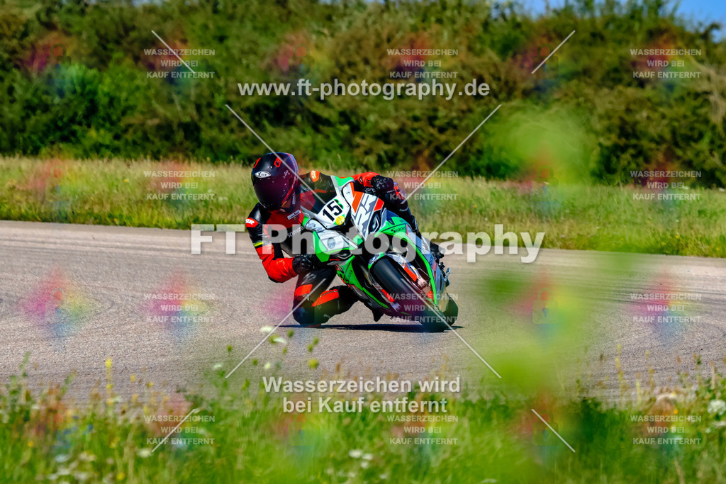 015-3417 | Hier findet Ihr Bilder von Touristenfahrten auf der Nürburgring Nordschleife oder von anderen Veranstaltungen die ich besucht habe. Viel Spass beim Durch Schauen 