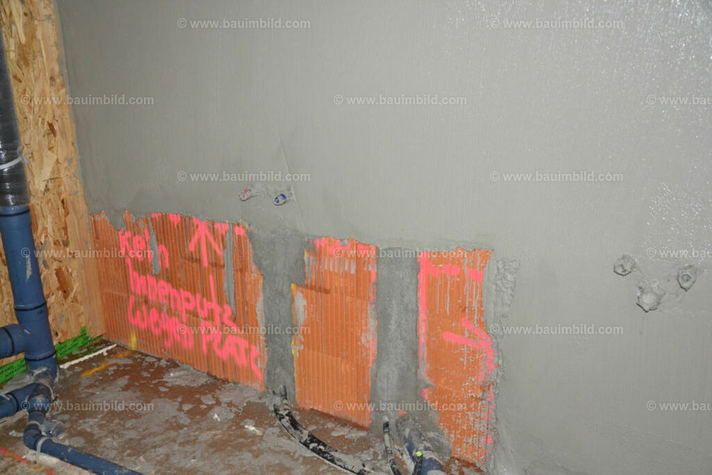bib-lg18-putzarbeiten-0074 | Nach LV-Leistungsgruppen sortierte Detailfotos über den Bau eines Hauses. Alle Hausbau-Bilder direkt vom Urheber und Autor der Website Haus-Selber-Bauen.com