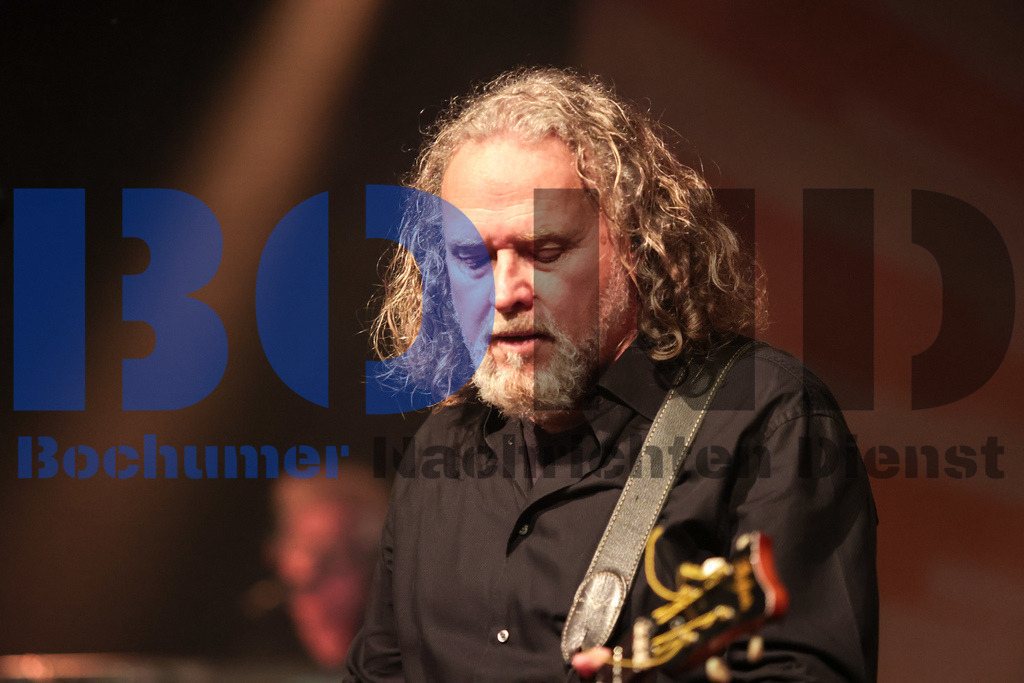 SES_GEBZFR20250828-30 | bond - Realisiert mit Pictrs.com