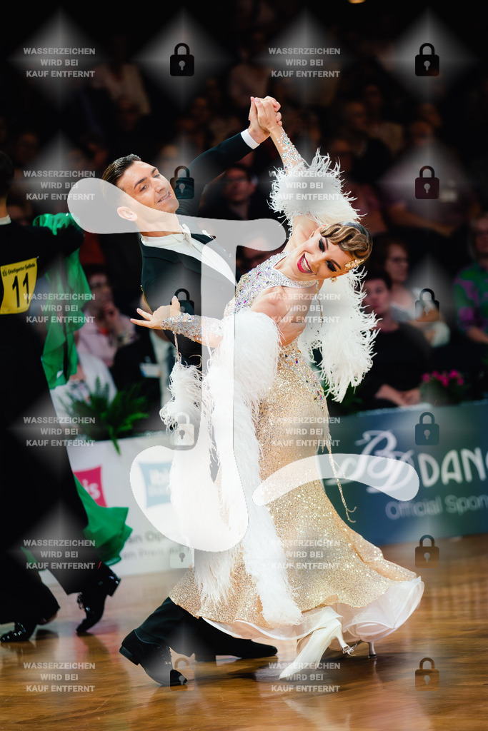 GOC 2025 - WDSF PD Super Grand Prix Standard 10th (7) Matteo Del Gaone _ Ekaterina Utkina (Italy)-2025-08-21-1566 | Webshop for digital downloads and prints of dance sport, event & show photographer Julian Link - Realisiert mit Pictrs.com