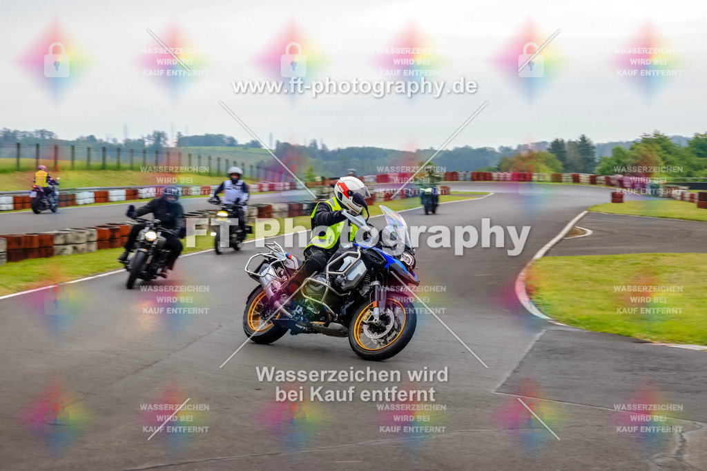 OBK-5374 | Hier findet Ihr Bilder von Touristenfahrten auf der Nürburgring Nordschleife oder von anderen Veranstaltungen die ich besucht habe. Viel Spass beim Durch Schauen 