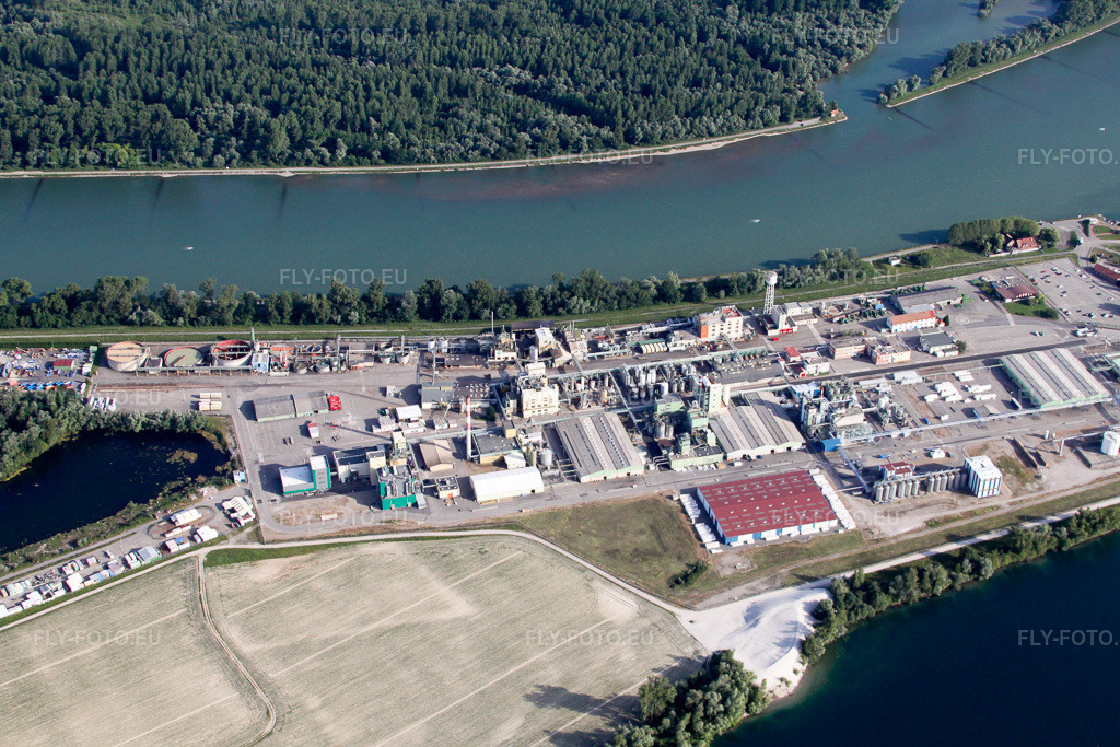 Vue aérienne: Rohm & Haas à Lauterbourg dans le département Bas Rhin, France.Photo: IMG_18763.jpg prise le 03/06/2009 par Werner Riehm/FLY-FOTO.euRésolution de l'original: 4029 x 2687 px