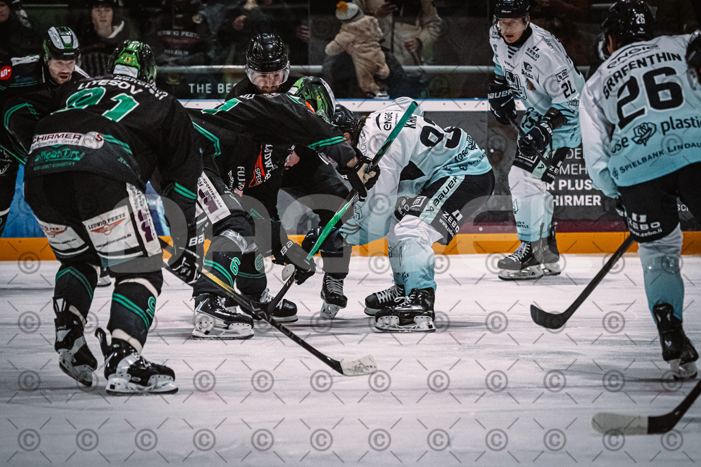 Alligators_vs_Lindau_21_12_2025-036 | Höchstadt Alligators Fotogalerie: Eishockey-Action aus Franken. Professionelle Spielfotos, Portraits & Stadionbilder zum Download. Jetzt entdecken! - Realisiert mit Pictrs.com