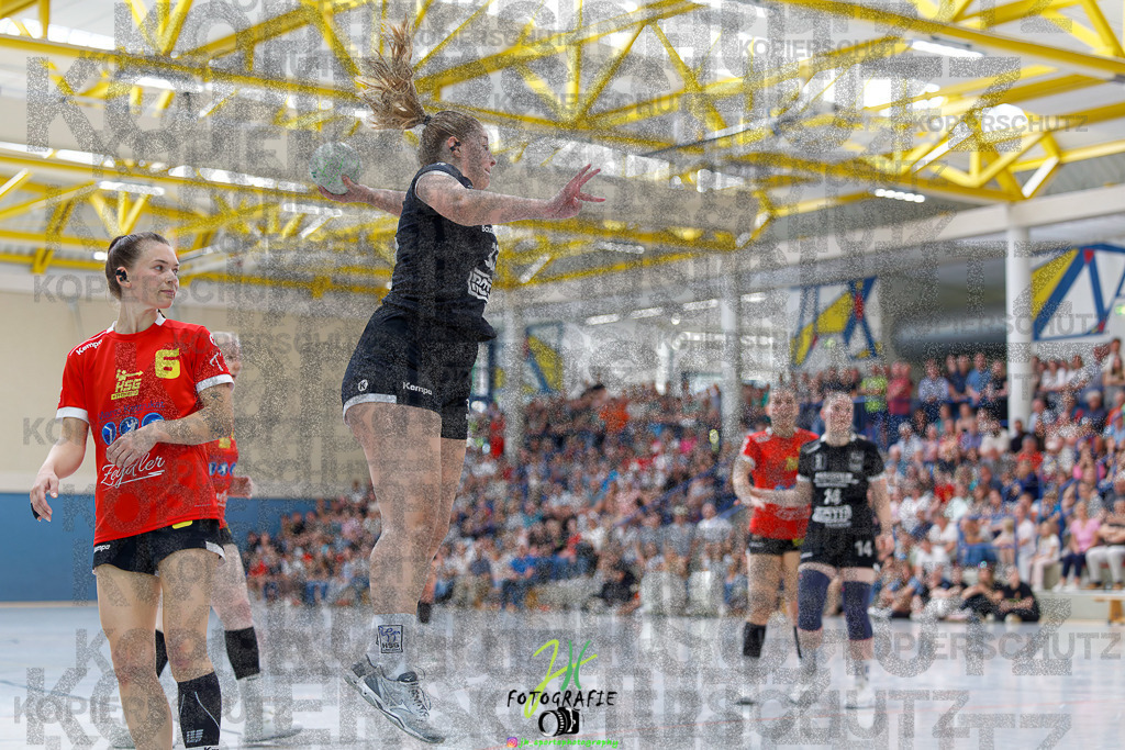 HSG Wettenberg - HSG Lumdatal | Wiederholungs-/Entscheidungsspiel um die Meisterschaft in der Frauen Oberliga Mitte und Aufstieg in die RegionalligaHSG Wettenberg - HSG Lumdatal am 11.05.2025 in Launsbach (Wettenberg) (Halle GS Launsbach (Wettenberg))Photo © 2025 - Jörg Heinrich - Realisiert mit Pictrs.com