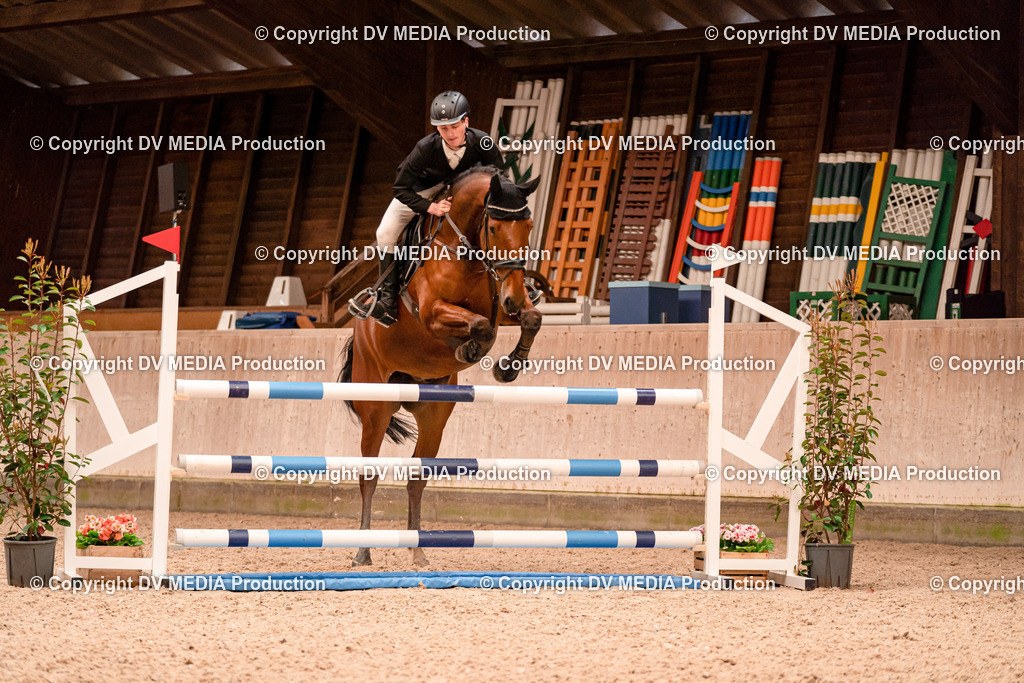 Springen Tag 1-576 | dv-media-shop - Realisiert mit Pictrs.com