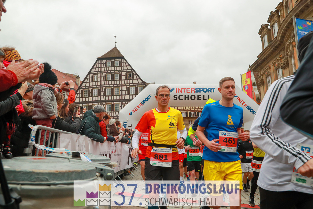 VR Bank Hauptlauf 10000m | 3 Koenigslauf 2023 - Realisiert mit Pictrs.com