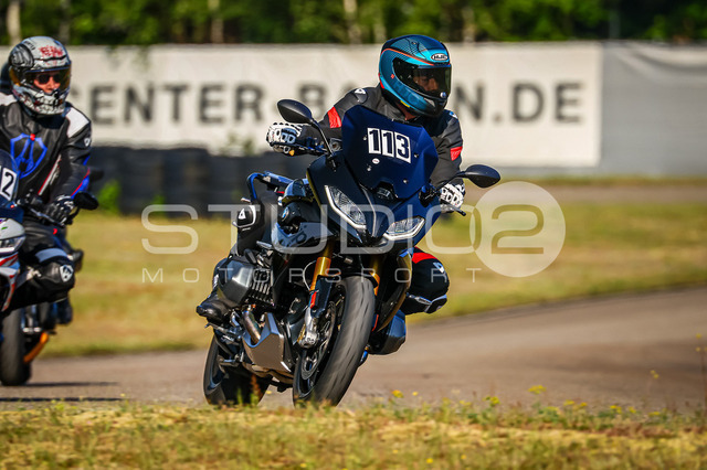0113-260508DCB-002_113 | Deine Full-Service-Agentur für ✔️Videoproduktionen und ✔️Motorsportfotografie Jetzt Angebot anfragen!