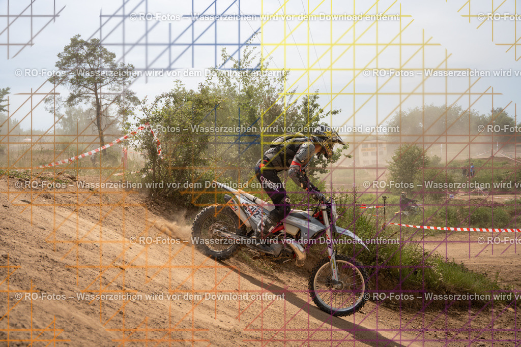 Niederwürzbach 2 Lauf-567 | Sportfotografie von RO-Fotos: Motorsport, Motocross, Enduro, Laufveranstaltungen und Triathlon. Professionelle Fotos von Sportlern und Events. - Realisiert mit Pictrs.com