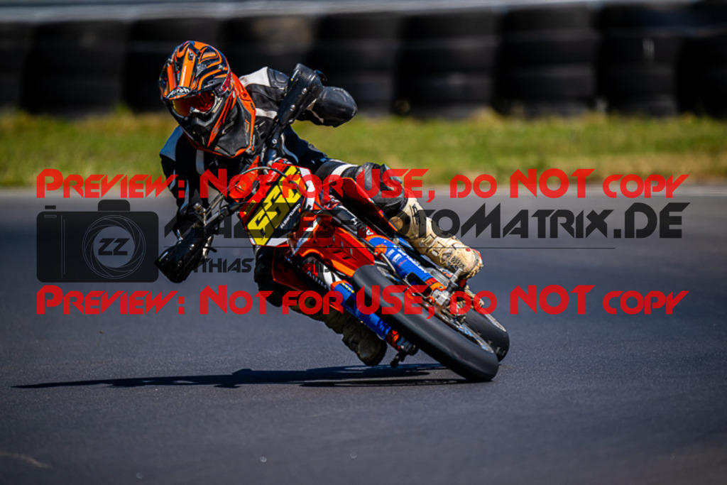 MaZZes_FotoMatrix_220703_9155 | S2