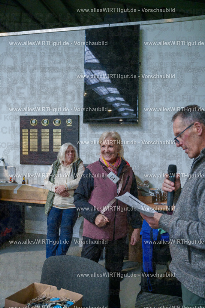 7R506612 | Professionelle Tierfotografie in Mönchengladbach von Daniel Wirth (allesWIRTHgut). Liebevolle & natürliche Bilder von Hunden & Katzen für unvergessliche Erinnerungen.