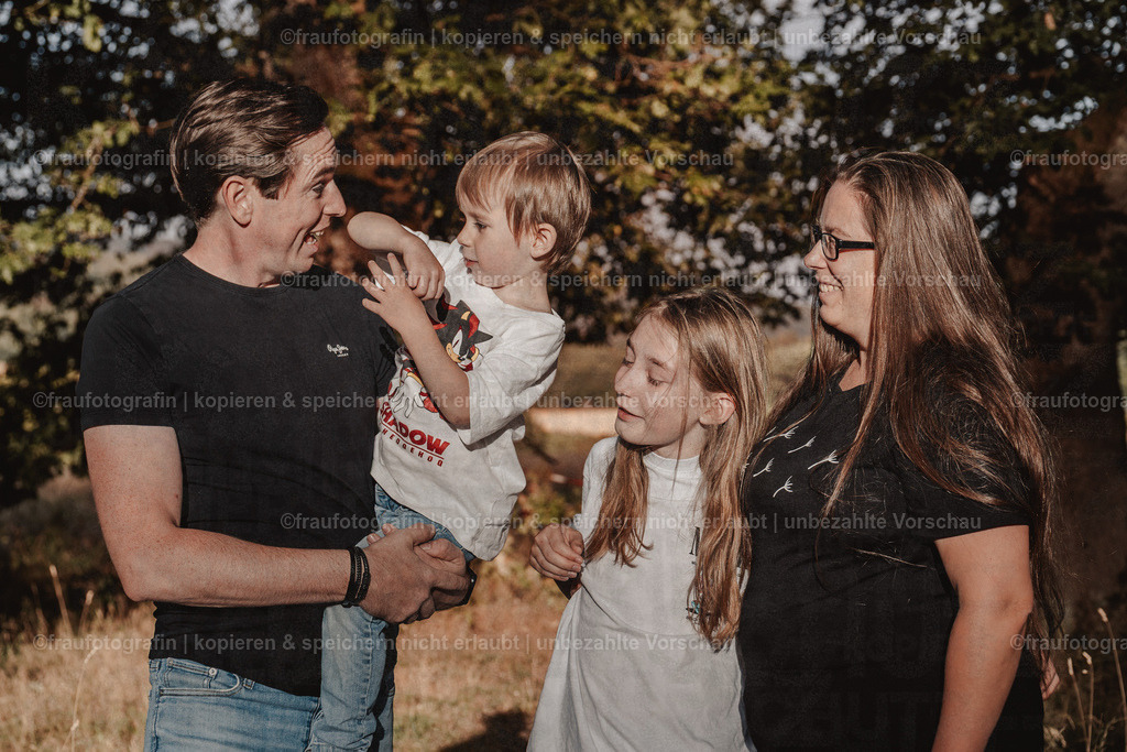 Fraufotografin_O3A2414 | Isabelle Schiminski ist ein Kitafotograf für Wiesbaden, Rheingau, Kiedrich, Untertaunus, Bad Schwalbach, Taunusstein und Mainz