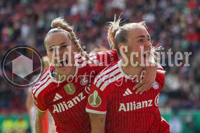 14.05.2026, GER, Fussball, Frauen, DFB-Pokal, Finale, Saison 2025/2026, VfL Wolfsburg - FC Bayern München | Gerogia Stanway (Bayern) Torjubel, jubelt nach ihrem Treffer zum 0:1 mit Giulia Gwinn (Bayern)