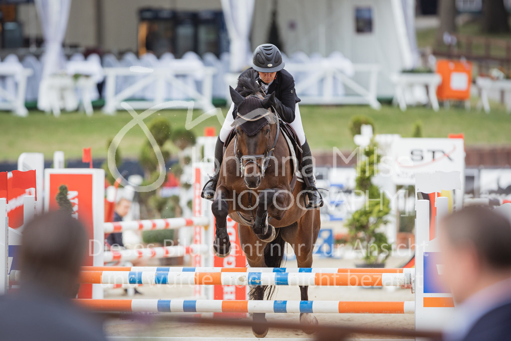 220731_BHO_BT_M1-Spr-102 | Deine schönsten Turniermomente als professionelle Fotos! Entdecke hochwertige Pferdesport-Fotografie im Online-Shop. Jetzt Fotos finden & bestellen!