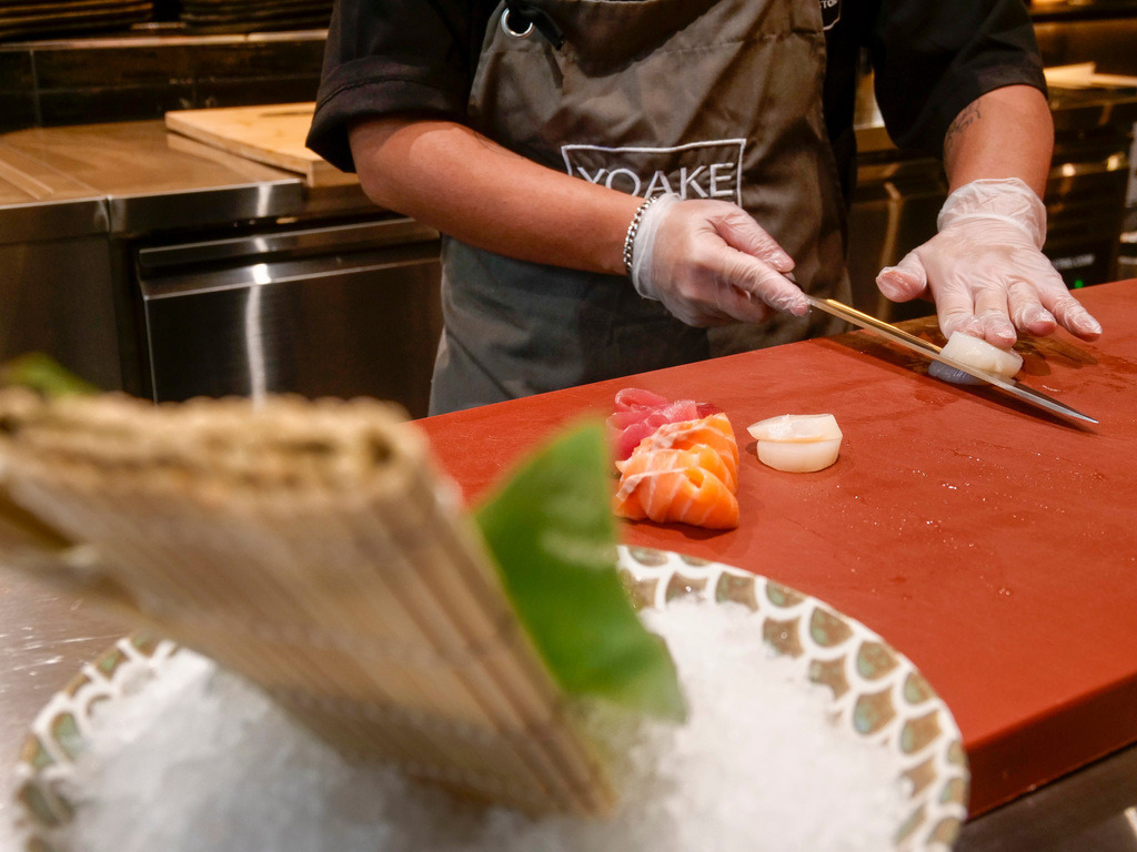 Yaoke | Ludwigsburg - Neueröffnung des asiatischen Restaurants " Yaoke " im alten Gasthof Waldhorn gegenüber vom Schloss. - Realisiert mit Pictrs.com