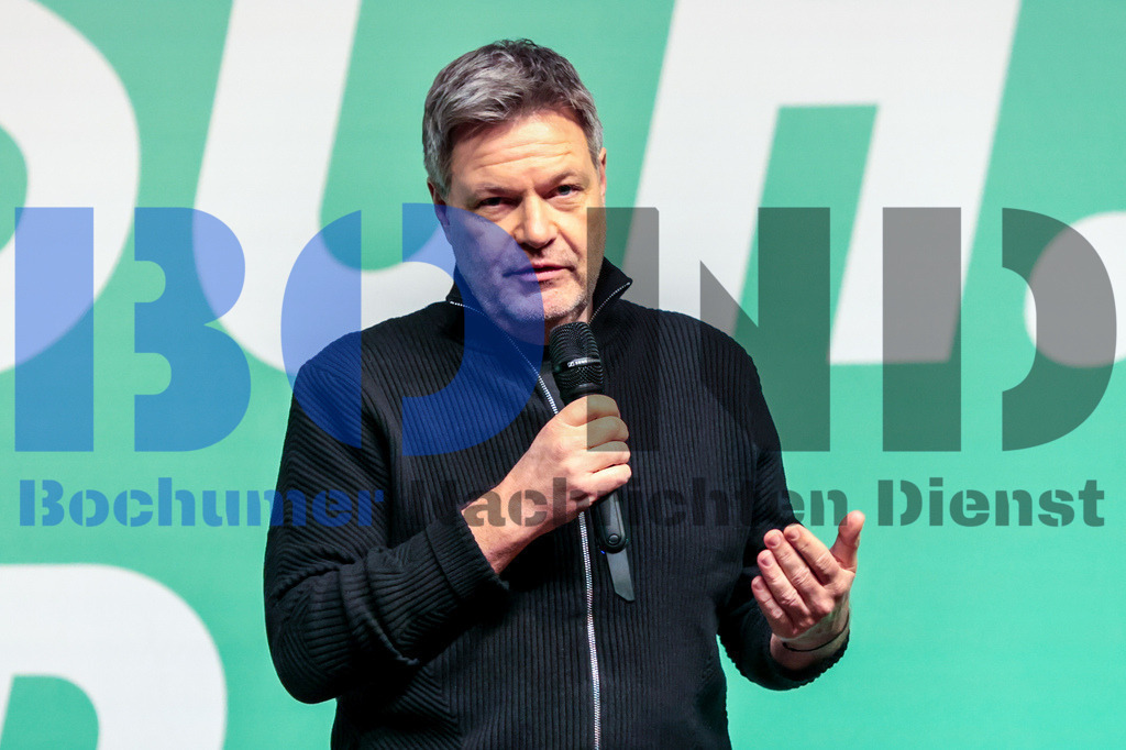 SES_HABBOC20250203-31 | bond - Realisiert mit Pictrs.com