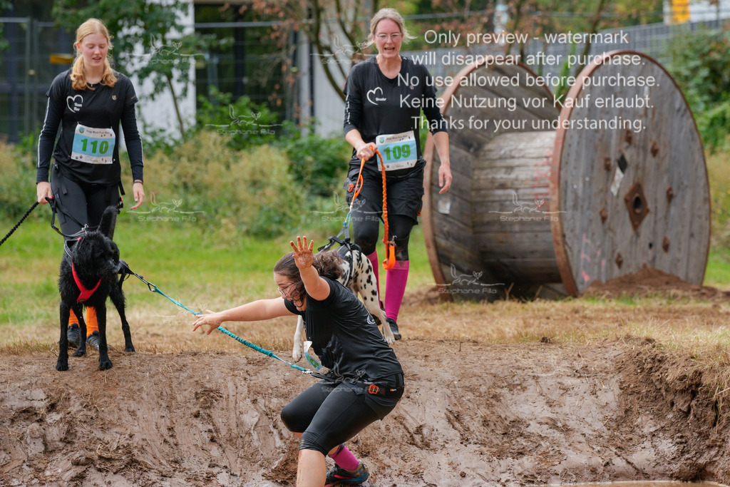 Schlamm_mit_Hund (120 von 460) | stephaniefillaphotographie - Realisiert mit Pictrs.com