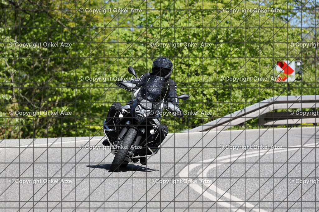 IMG_0052 | Fotograf am Kyffhäuser. Onkel Atze. Kyffhäuser Rennstrecke. Café36. Motorsportfotografie. - Realisiert mit Pictrs.com