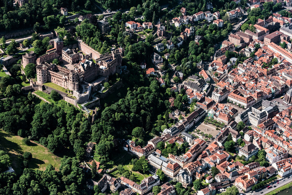 dr__0018011.jpg | HEIDELBERG 01.06.2017 Burganlage des Schloß Heidelberg in Heidelberg im Bundesland Baden-Württemberg, Deutschland. // Castle of Schloss Heidelberg in Heidelberg in the state Baden-Wuerttemberg, Germany. Foto: Daniel Reiter