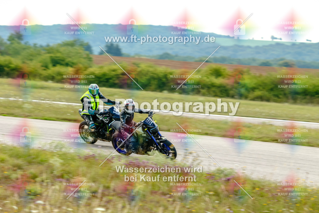 Chambley Juli-0141 | Hier findet Ihr Bilder von Touristenfahrten auf der Nürburgring Nordschleife oder von anderen Veranstaltungen die ich besucht habe. Viel Spass beim Durch Schauen 