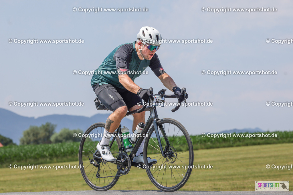 007A9208 | Rund um das Thema Sport-Event-Fotografie & individuelle Teilnehmerfotos. Jeder Teilnehmer wird fotografiert.