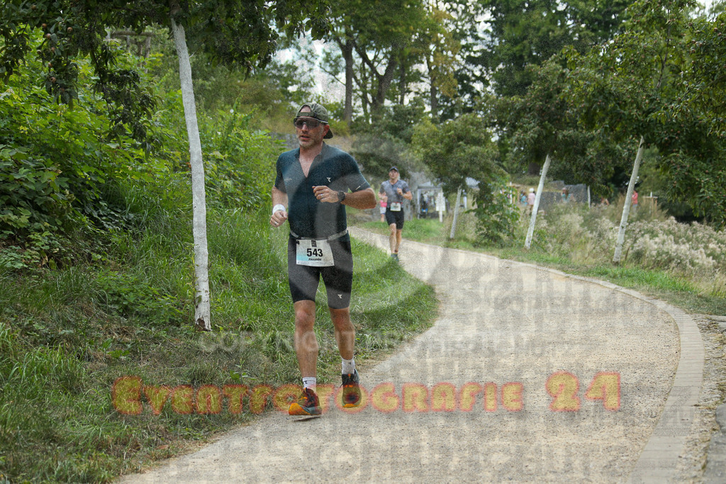 250824_1407_EX1_5059 | Sportfotografie im Rhein-Sieg Kreis, Köln, Bonn, NRW, Rheinland Pfalz, Hessen, etc. Unser Tätigkeitsfeld umfasst den Laufsport vom Volkslauf über den Marathon, Duathlon, Triathon bis zum Ultralauf wie Kölnpfad Ultra oder Schindertrail.