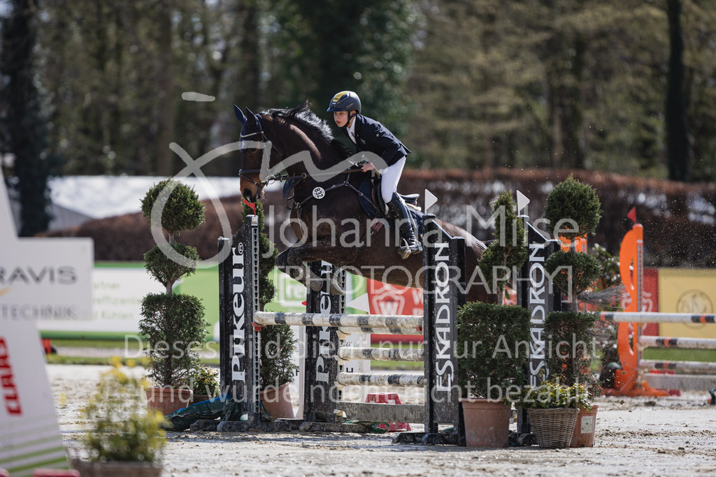 230402_MünsterHandorf_Teamspringen-538 | Deine schönsten Turniermomente als professionelle Fotos! Entdecke hochwertige Pferdesport-Fotografie im Online-Shop. Jetzt Fotos finden & bestellen!