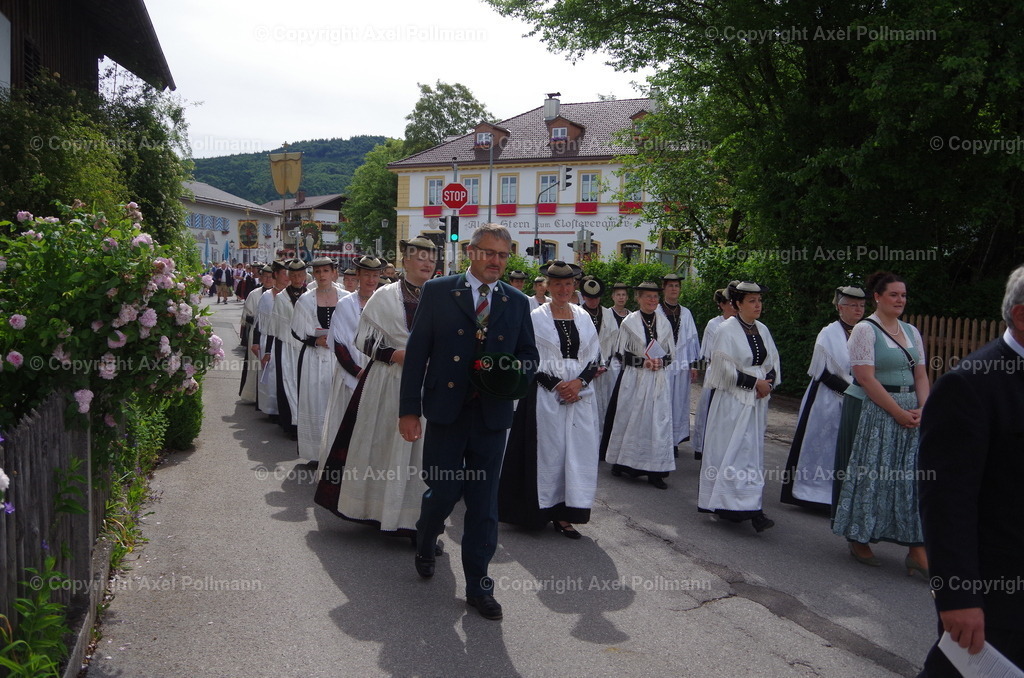 IMGP5482 | fotografiert von Axel PollmannLeonhardi Wallfahrt Benediktbeuern und Murnau, Fronleichnam, Fasching, Landschaft im Loisachtal und Benediktbeuern  - Realisiert mit Pictrs.com