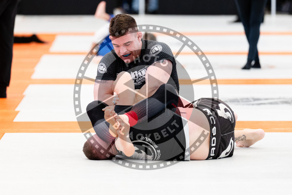 20251122PBB10166 | Athletes compete during the Grappling Industries Berlin Jiu-Jitsu and Grappling Championship, on November 22, 2025 in Berlin, Germany. © photoblackbelt