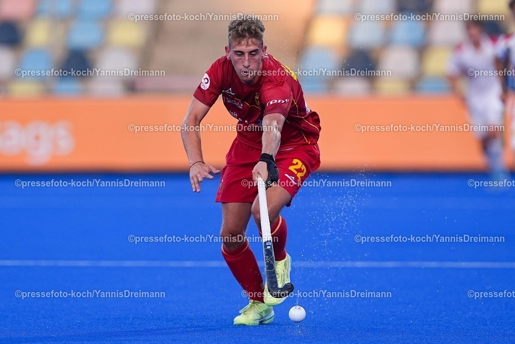 xydrx10082505040 | 10.08.2025, xydrx, Herren EuroHockey Championship 2025, Gruppenphase, Gruppe A, Spanien - Österreich, Sparkassenpark Mönchengladbach: Pol Cabre Verdiell (ESP #22)