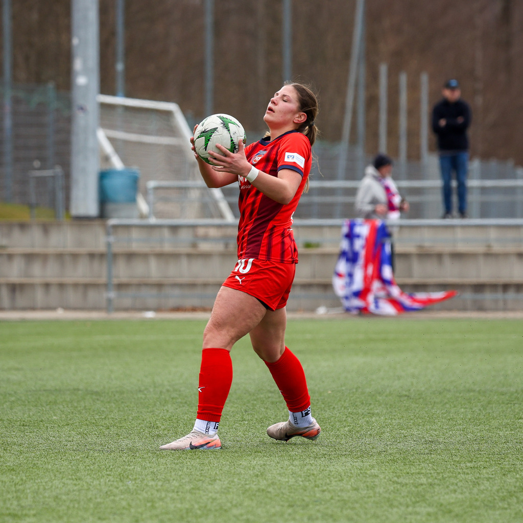 20260329-FCH-WaldebeneStuttgart_044 | 1.FC Heidenheim 1846 vs. FSV Waldebene Stuttgart, Fußball, Frauen, Oberliga, 2025/2026, 15. Spieltag, 29.03.2026 in Heidenheim, Kunstrasen b. Voith-Arena West(Foto: Michael Bulling) - Realisiert mit Pictrs.com