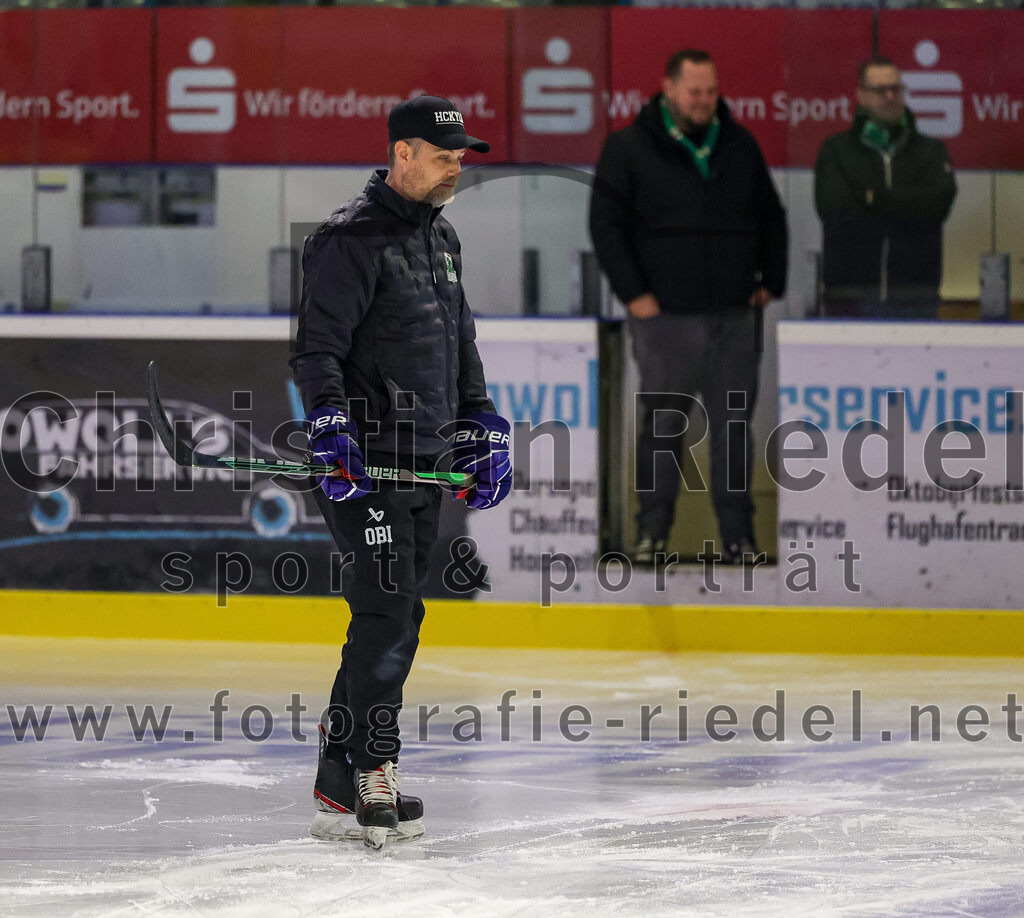 2025-11-30_111_TSV_Erding_gegen_EC_Peiting | Erding, Deutschland, 30.11.2025:Eishockey, Oberliga Süd 2025 / 2026, 22. Spieltag, TSV Erding gegen EC Peiting, Endergebnis: 5:1Foto: Christian Riedel / fotografie-riedel.net