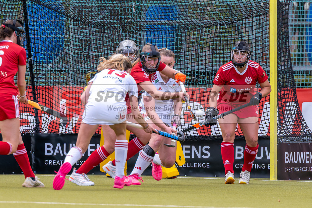 SFE_20260321_0097 | Köln, Deutschland, 21.03.26: Feldhockey 1. Bundesliga Damen zwischen Rot-Weiss Köln - Bremer HC im REWE Sportpark am 21.03.2026 in Köln, Deutschland. (Foto von Stephan Fehrmann)Köln, Germany, 21.03.26: Feldhockey 1. Bundesliga Damen between Rot-Weiss Köln - Bremer HC in REWE Sportpark at 21.03.2026 in Köln, Deutschland. (Foto from Stephan Fehrmann)