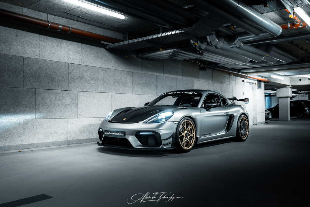 718 Cayman GT4 RS Manthey | Entdecken Sie die faszinierende Welt von Alexander Tschuncky Arts: Kreative Fotografie, atemberaubende Automobilkunst und hochwertiger Bilderdruck. Lassen Sie sich inspirieren! - Realisiert mit Pictrs.com