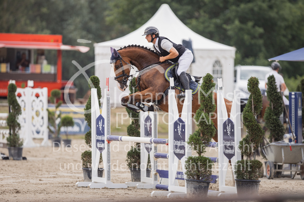 230622_PfSpTa_SprPfA2-134 | Deine schönsten Turniermomente als professionelle Fotos! Entdecke hochwertige Pferdesport-Fotografie im Online-Shop. Jetzt Fotos finden & bestellen!