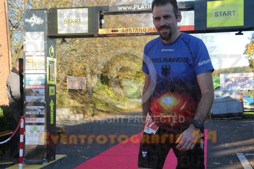 221113_1424_EX1_0079 | Sportfotografie im Rhein-Sieg Kreis, Köln, Bonn, NRW, Rheinland Pfalz, Hessen, etc. Unser Tätigkeitsfeld umfasst den Laufsport vom Volkslauf über den Marathon, Duathlon, Triathon bis zum Ultralauf wie Kölnpfad Ultra oder Schindertrail.