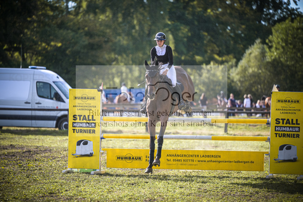 DOS_0540 | Entdecke hochwertige Reitturnierfotos von Foto Oger. Professionell, emotional und authentisch – jetzt Lieblingsmomente im Shop bestellen.Deutschlandweite Turnierfotografie. - Realisiert mit Pictrs.com