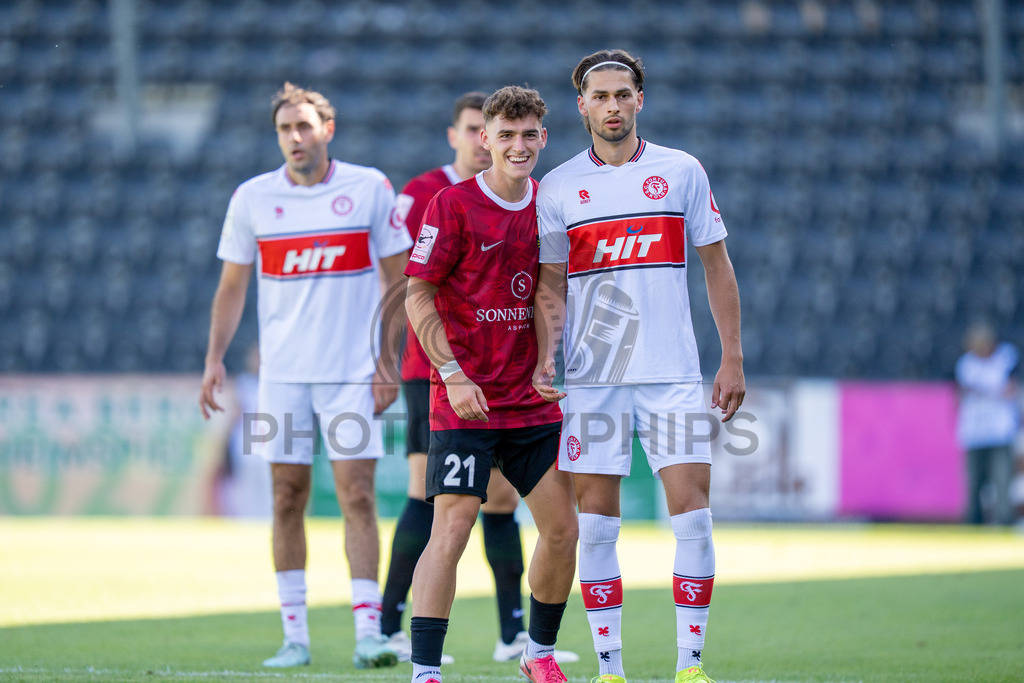 SG Sonnenhof Großaspach vs. Fortuna Köln, Fussball, 3. Liga, 1. Spieltag, 08.08.2026 | Luca Molinari (SG Sonnenhof Großaspach, #21),SG Sonnenhof Großaspach vs. Fortuna Köln, Fussball, 3. Liga, 1. Spieltag, 08.08.2026,DFB regulations prohibit any use of photographs as image sequences and/or quasi-video