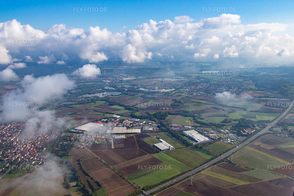 Luftbild: Industriegebiet unter Wolken in Knetzgau im Bundesland Bayern in Deutschland. Foto: IMG_073715.jpg vom 27.09.2014 durch Werner Riehm/FLY-FOTO.de
