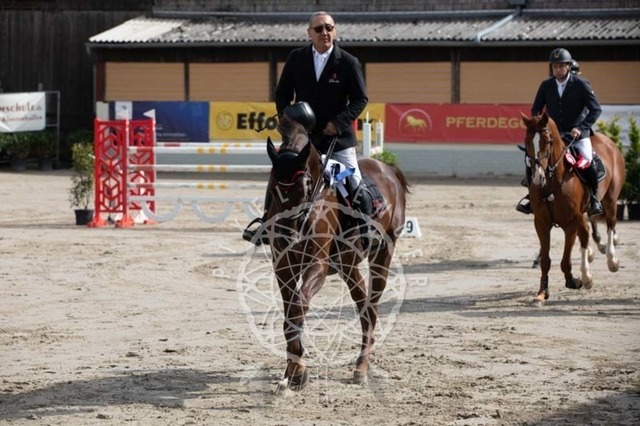 2B4A1406 | pixelfaenger - Realisiert mit Pictrs.com