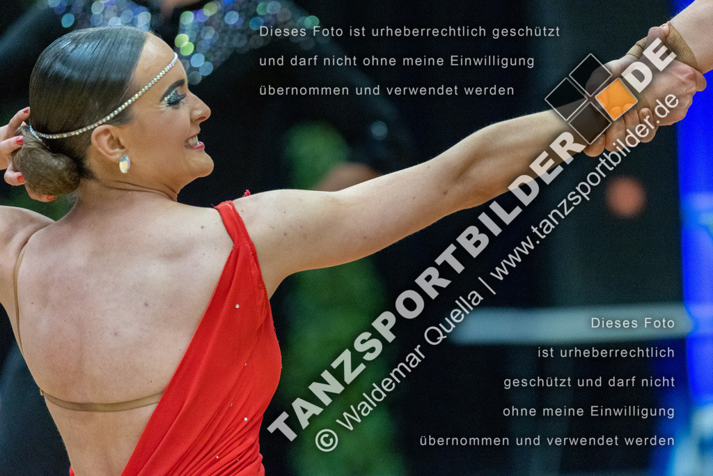 20230415-12540 | Hier finden Sie Tanz Bilder vom Latein und Standard Formationen tanzen. Sportbilder vom Tanzsport. Schöne Fotos und von Weltmeisterschaft, Europameisterschaft, Bundesliga, Regionalliga, Oberliga und Landesliga sowie von GOC Stuttgart, DanceComp, WM Bremen